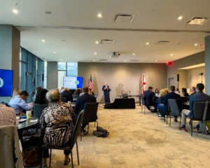 Audience attending a professional live event production presentation during an executive meeting in Alabama.